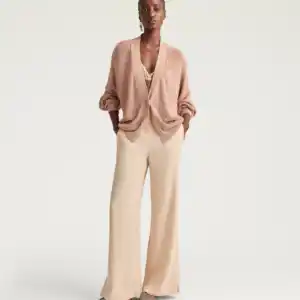 MOMONI PANTALON NARCISCO EN ENVERS SATIN - CHAMPAGNE